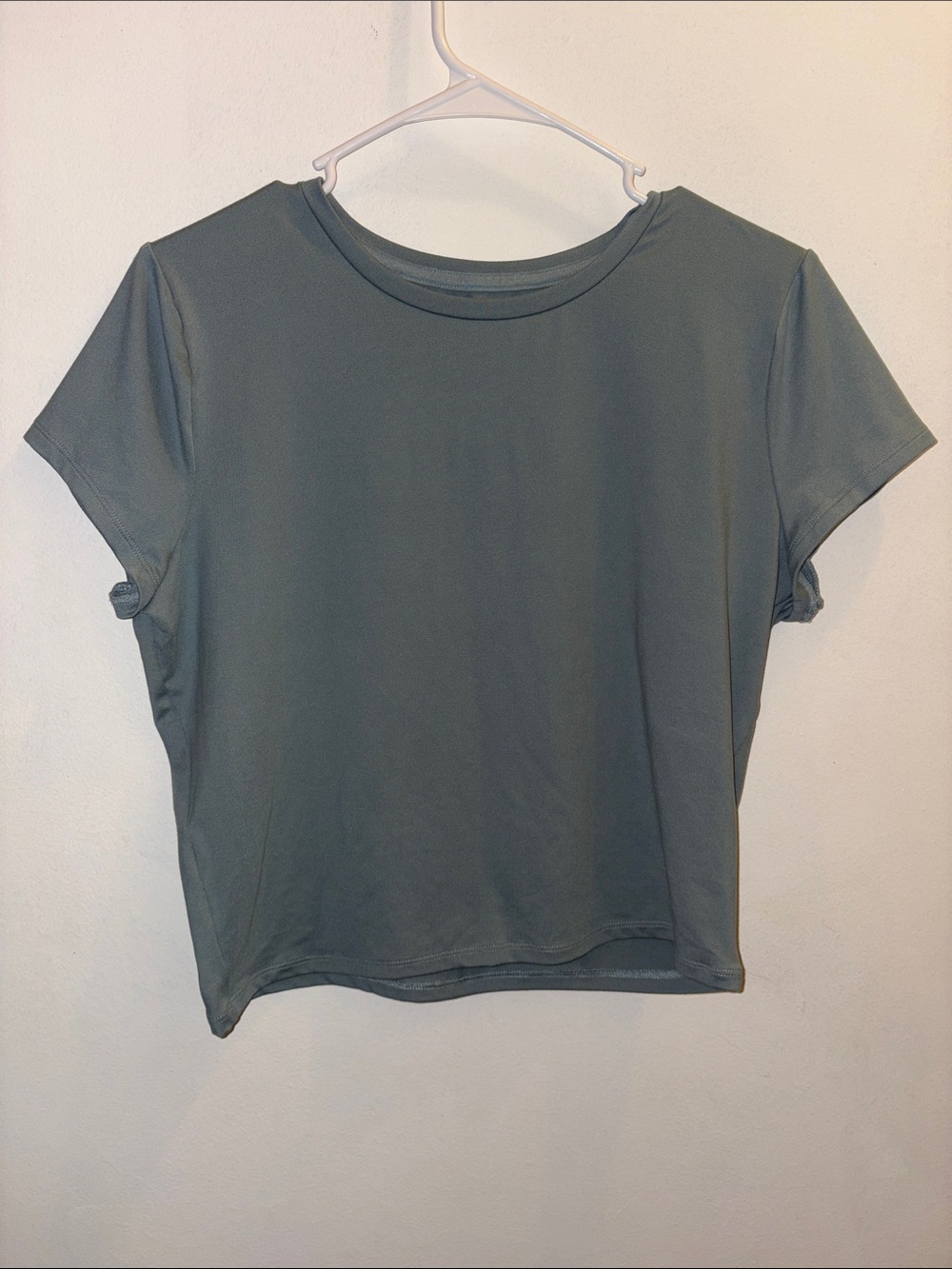 Hollister Women's Dusty Blue Crew Neck Short Sleeve Tee